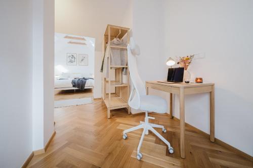 Prague Days - Attic Maisonette - Workspace - Netflix - Vinohrady, Прага (фото 3)