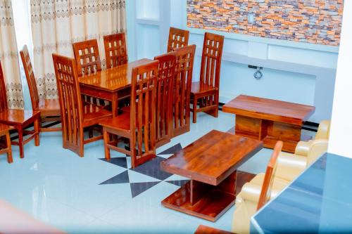 Restorāns, MARK-A VACATION Home in Kigoma