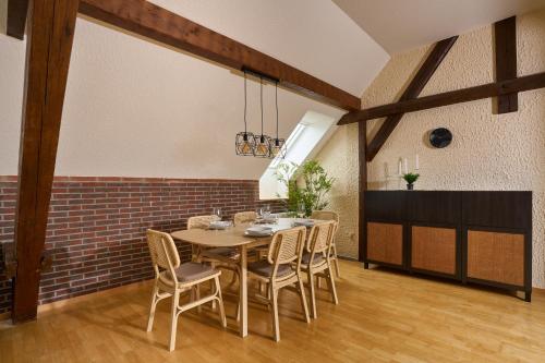 MARX - Charmantes Apartment für 6 Gäste in Trier - Stadtzentrum - Küche - Waschmaschine, Trier (Foto 2)