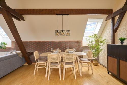 MARX - Charmantes Apartment für 6 Gäste in Trier - Stadtzentrum - Küche - Waschmaschine, Trier (Foto 3)