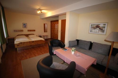 Hotel garni Zur Post - image 9