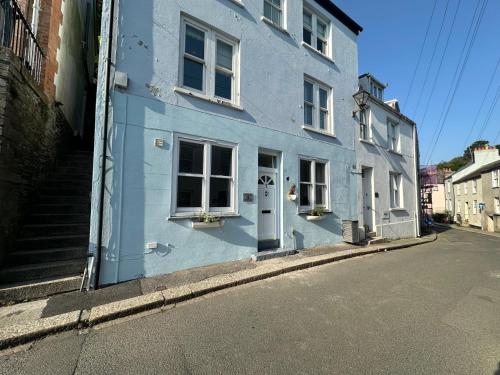 The Slipway Suite Fowey Harbour & Parking 1 Min The Slipway Suite Fowey Harbour & Parking 1 Min