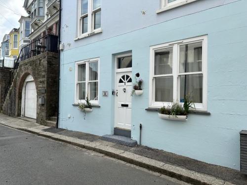 The Slipway Suite Fowey Harbour & Parking 1 Min The Slipway Suite Fowey Harbour & Parking 1 Min