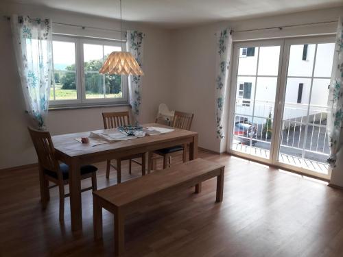 1st floor apartment in Bierdorf am Ammersee in 迪森