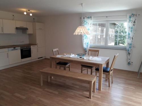 1st floor apartment in Bierdorf am Ammersee in 迪森