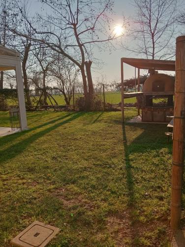 In the countryside just 15 min from the airport and 5 min from train station 3