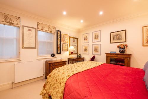 Large 4-Bed 8-Guests w Patio 1841 House Paddington, Londyn (zdjęcie 10)