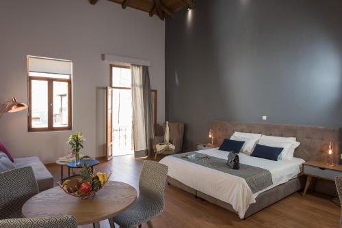 Bluebell Luxury Suites - image 10