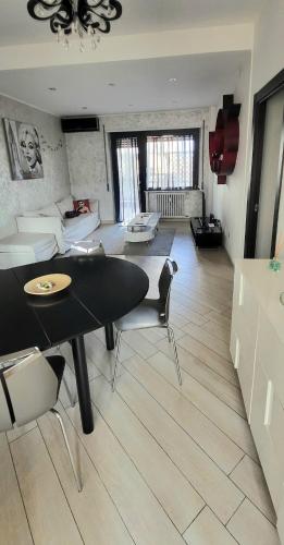 Urban Art Suite Spacious and modern apartment, Roma (foto 3)