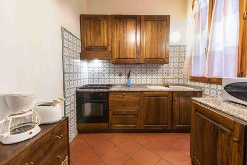 Classic Apartment image 7