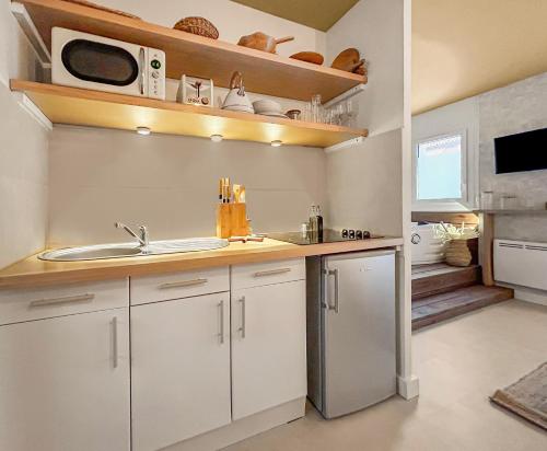 Bali Room in Zone Industrielle de Thibaud