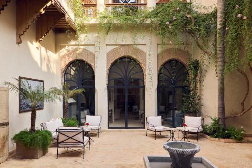 Nobu Riad