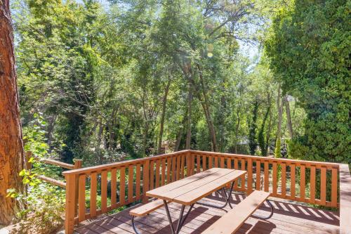 Deluxe little cabin 2 min stroll to Kern River - Havilah, CA