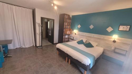 Hotel La Peyrade - image 11