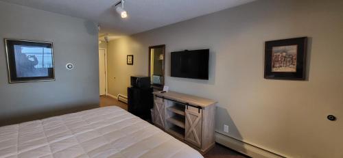 King Room with Lake View