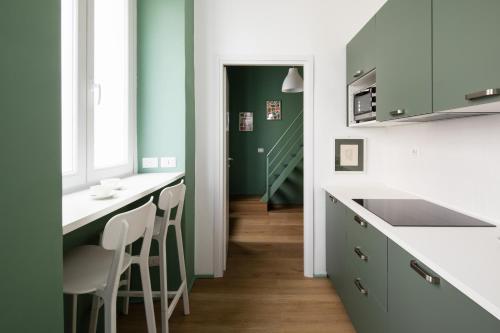 New lovely apartment near the metro A, Roma (foto 8)