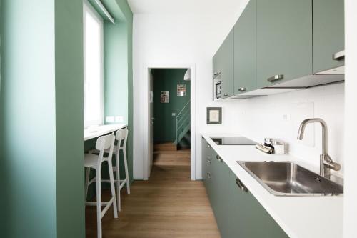 New lovely apartment near the metro A, Roma (foto 7)