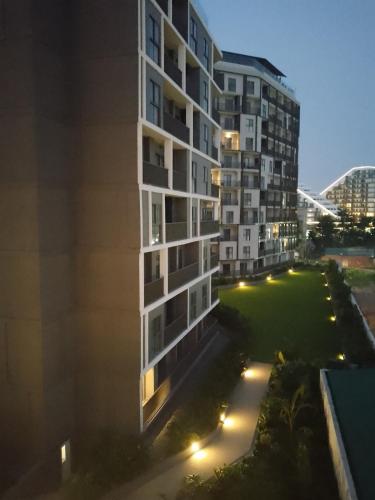 Chic 1BR Apt with Pool, High-speed Internet at The Gallery, 10 mins from Airport, 5mins from Major Restaurants and Malls, Accra (foto 4)