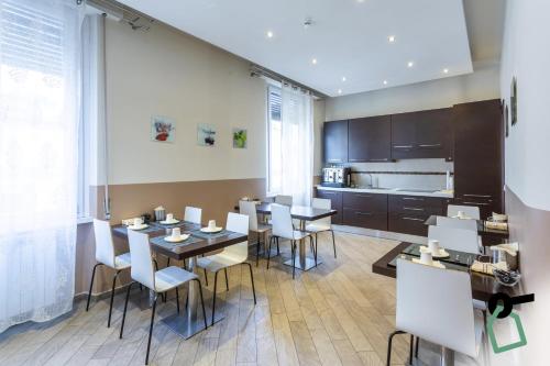 HOTIDAY Room Collection - Roma Barberini, Rome (photo 11)