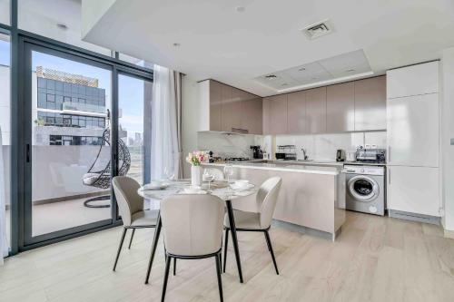 Spacious Corner Retreat 1BR with Stunning Views, Dubaï (photo 7)