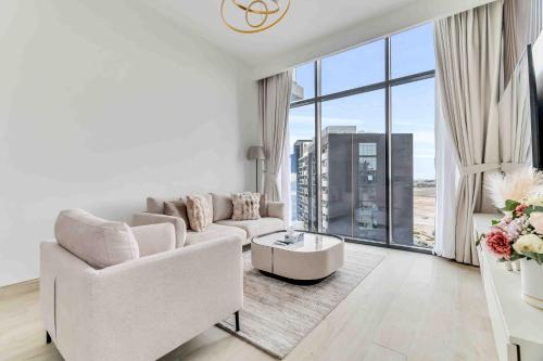 Spacious Corner Retreat 1BR with Stunning Views, Dubaï (photo 4)