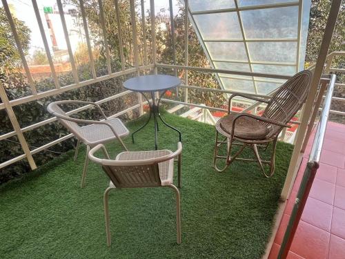 Garden, Kathmandu room with great view, like resort in Swayambhu