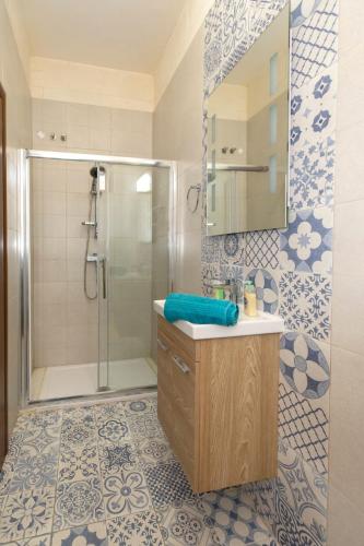 Holiday Home with Private Pool in Gozo Holiday Home with Private Pool in Gozo