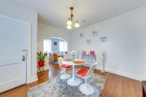 St Louis Vacation Rental about 10 Mi to Downtown! in Beverly Hills, USA