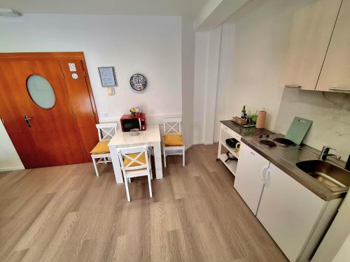 Apartments Midnight City - image 11