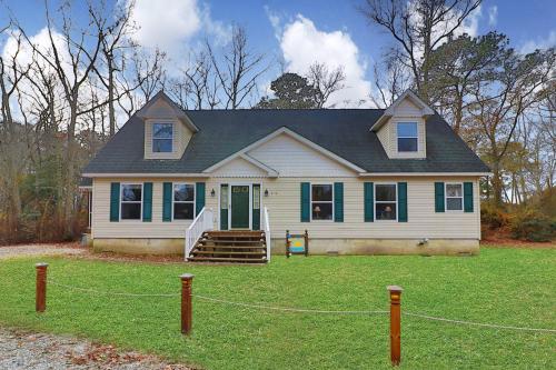 Sundance - In town with screened porch!, Birch Town