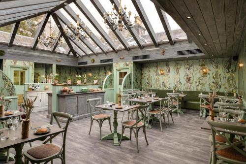 Photo - Meikleour Arms Hotel & Restaurant