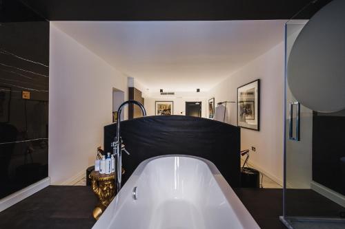 Baño, SU29 Boutique Hotel in Valletta