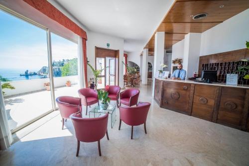 Фойє, Hotel Isola Bella in Таорміна