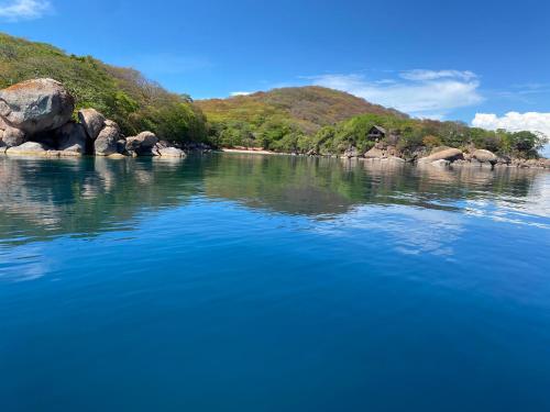 Capricorn Beachfront Cottage in Cape Maclear