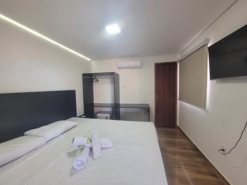 Double Room with Spa Bath image 10