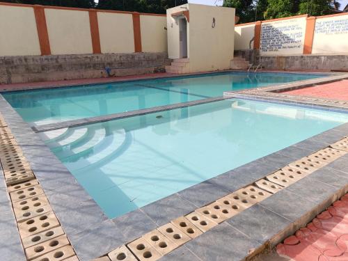 Baseinas, Noni's Place, Greenwood Gardens, Mtwapa in Mtwapa