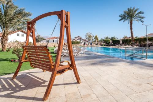 Three-Bedroom Apartment with Sea View image 7