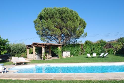 Provencal villa, Luberon Park gîte à louer Maubec