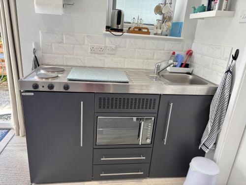 Garden Studio in Bourne End in เบรคคอนสไฟล์