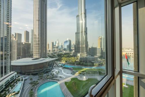 2-Bedroom Apartment with Full Burj Khalifa & Opera House Views Just 9 Min Walk to Dubai Mall! - image 10