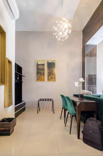 Adhoc Boutique Barrio Antiguo - image 4
