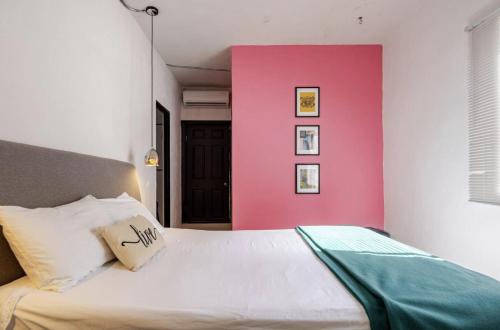 Double Room with Terrace image 3