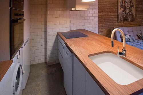 Cozy loft style apartment in El Cabanyal, Valencia (Foto 5)