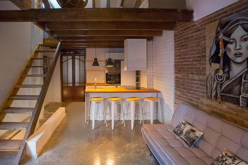 Cozy loft style apartment in El Cabanyal, Valencia (Foto 4)