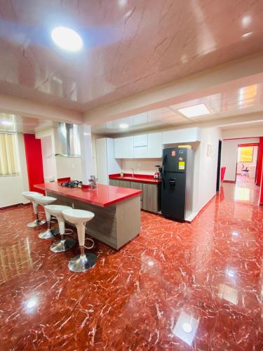 Kitchen, La vida es bella! hermoso apartamento cerca al centro y aeropuerto in Jardin