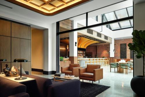 Előcsarnok, AC Hotel Detroit at the Bonstelle near Detroit Történeti Múzeum