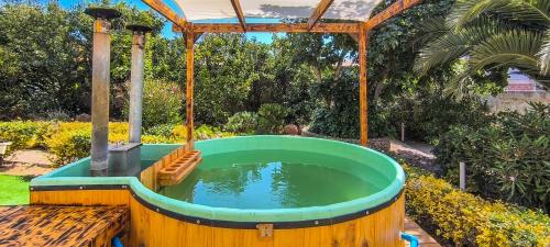 Casa con tinaja para relajarse frente al mar Casa con tinaja para relajarse frente al mar