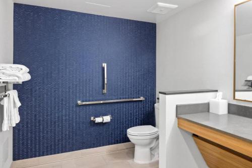 Fairfield Inn & Suites by Marriott San Diego Pacific Beach in San Diego, USA
