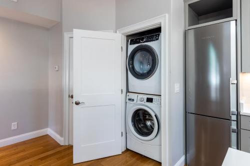 The Newport Lofts - 595 Thames Street - image 6