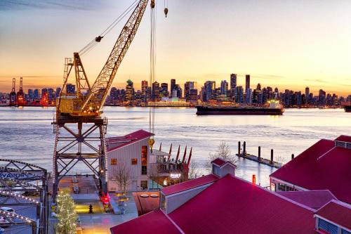 Pinnacle Hotel at the Pier in North Vancouver, Canada